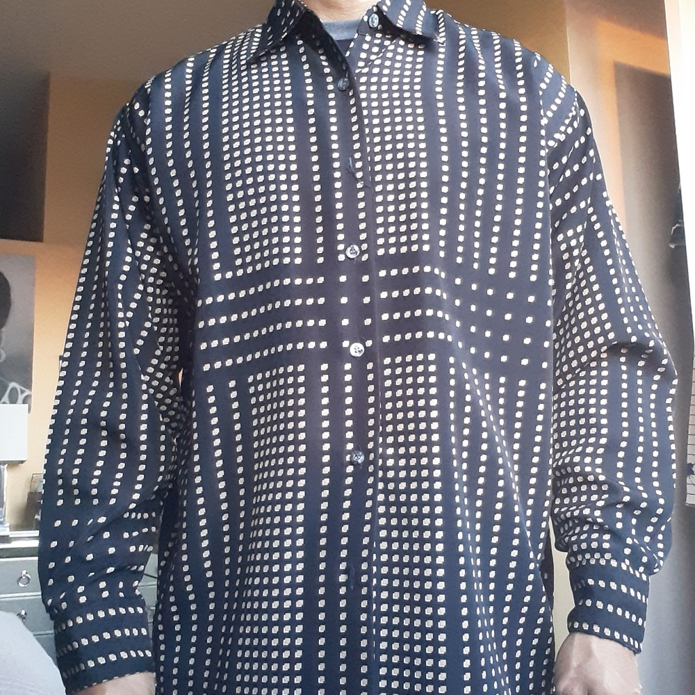 Gochu Men's Dotted Shirt